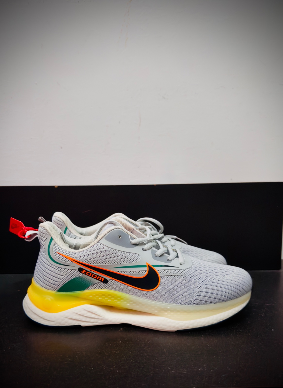 NIKE ZOOM