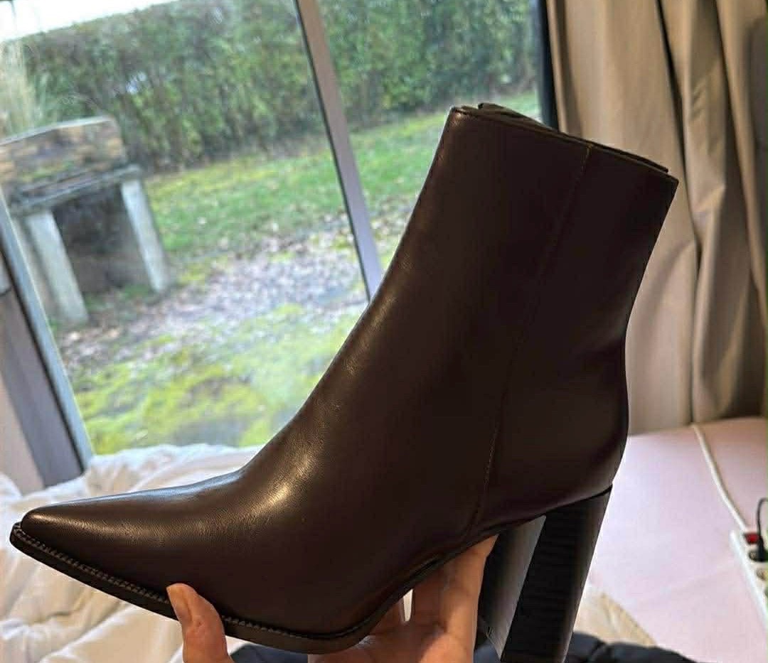 Bottine marron tres class, de chez mango a vendre