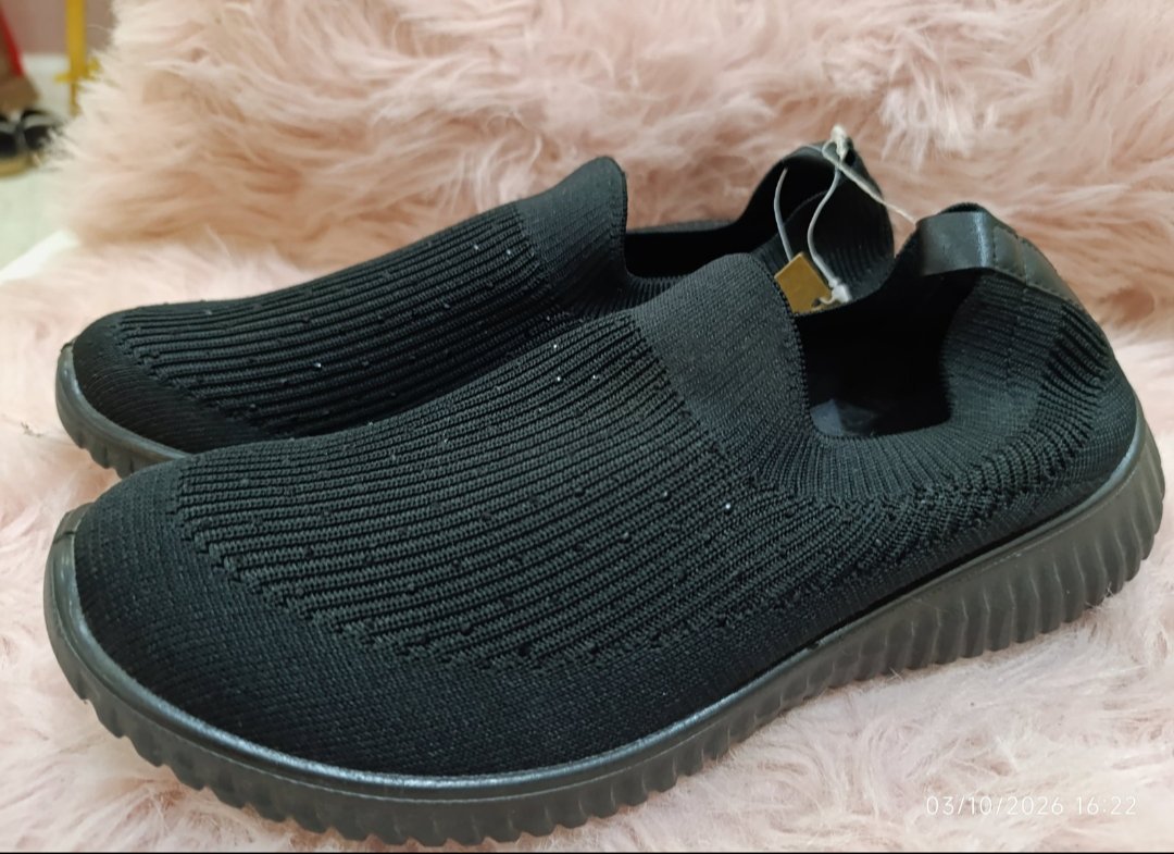 Slip-on Noir Avec Strass (voir la vidéo)💖