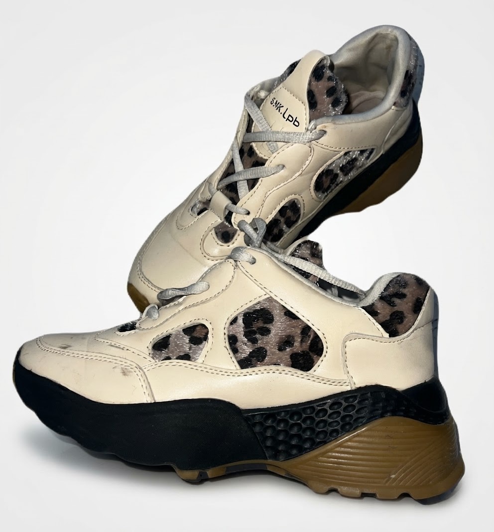 Baskets / Sneakers beiges et léopard avec semelle épaisse