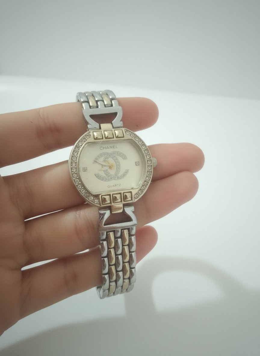 شنال الاصلية مع بعض الخدوش