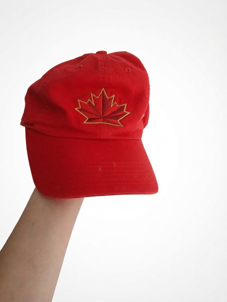 Casquette rouge Canada nike