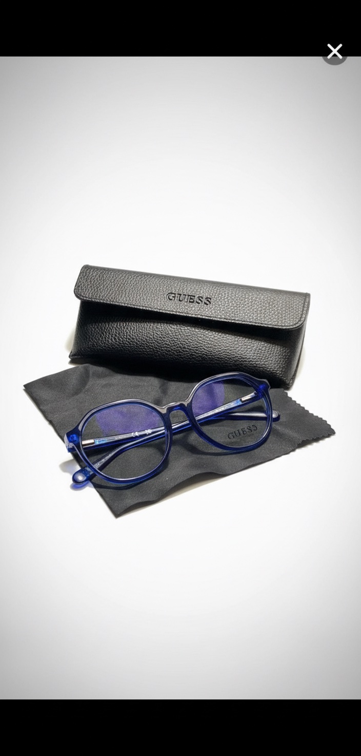Lunette guess