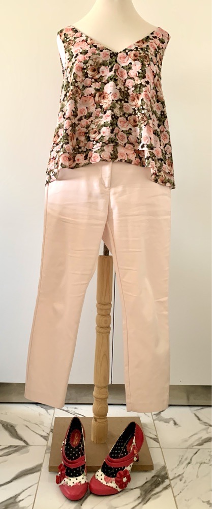 Lot top fleuri + pantalon + chaussures