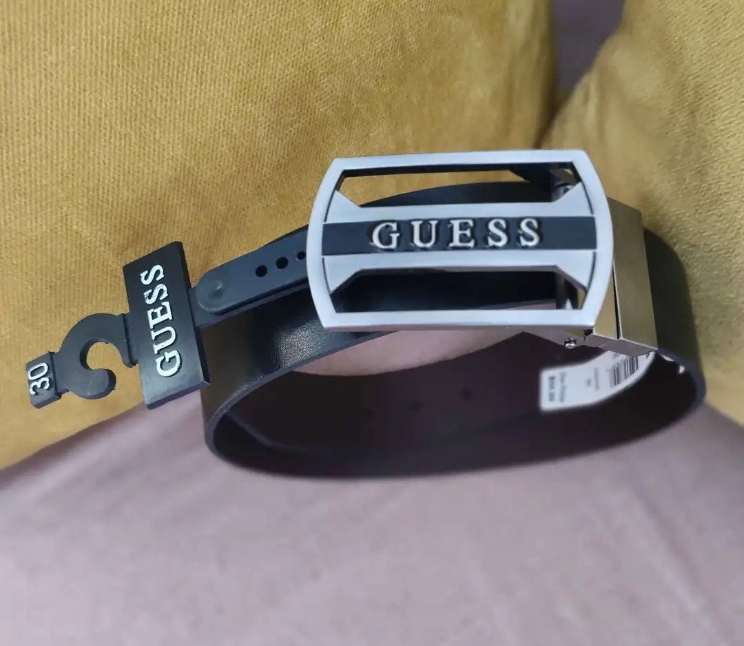 Ceinture Guess Réversible en vrai 