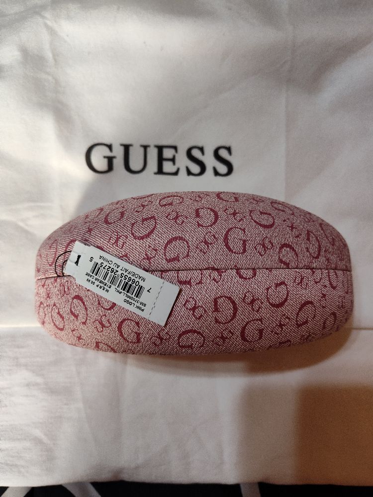 Pochette de lunettes guess 