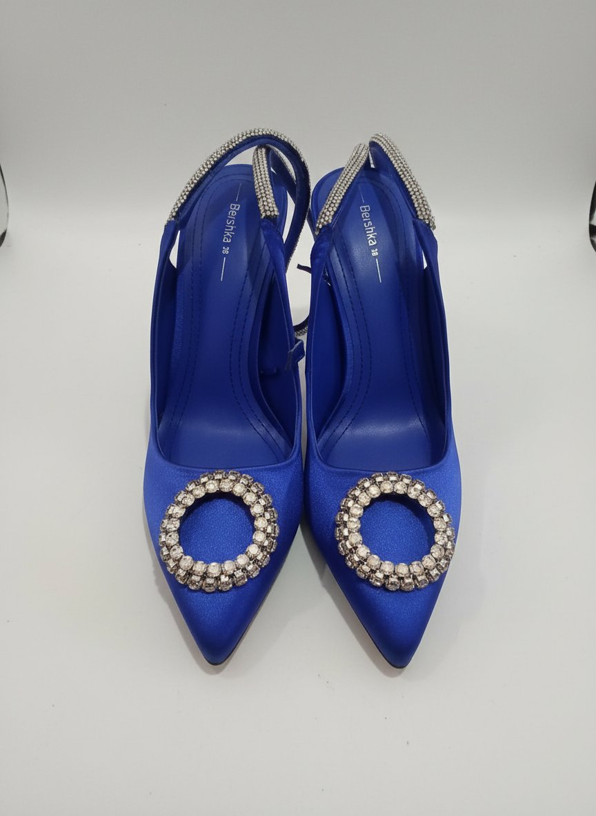 Escarpain en satain bleu vif
