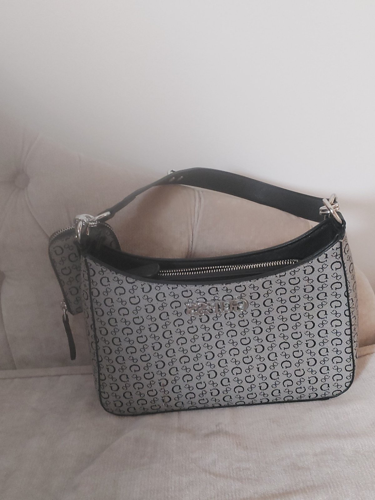 Sac guess neuf