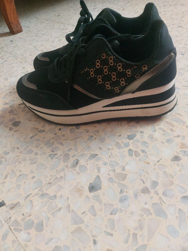 Baskets noir