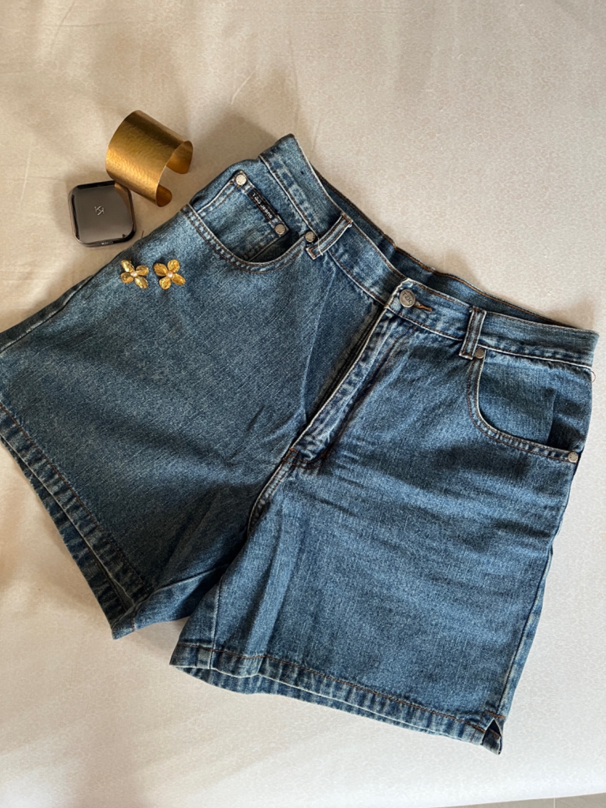 High wasted denim shorts