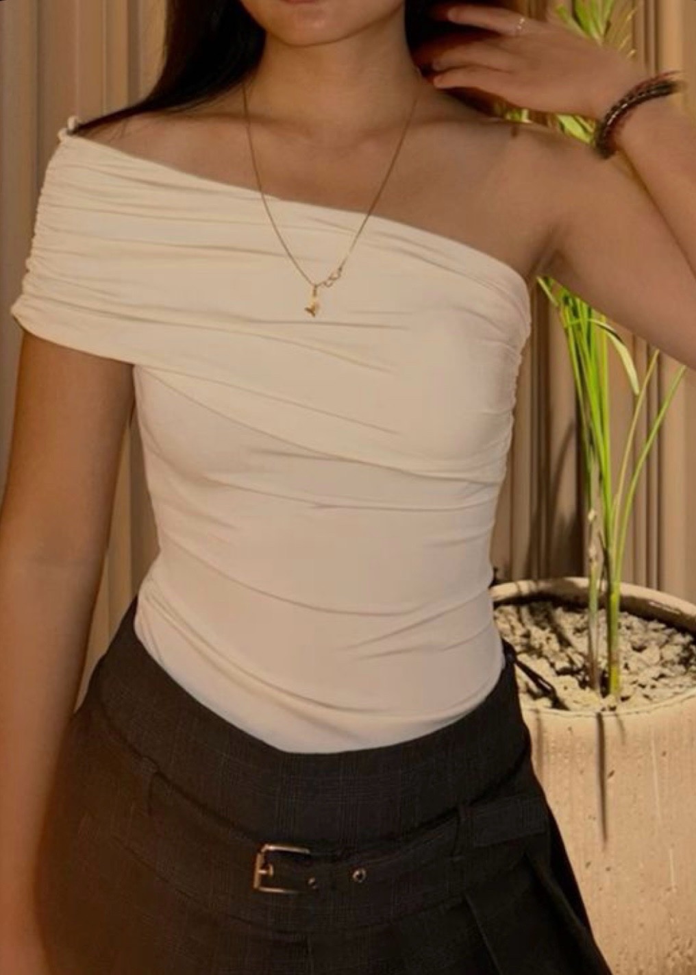 White fancy top