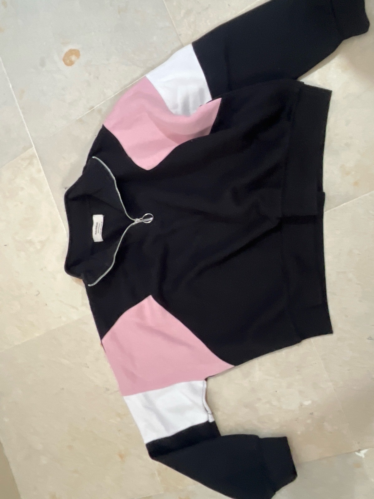 Black pink sweater