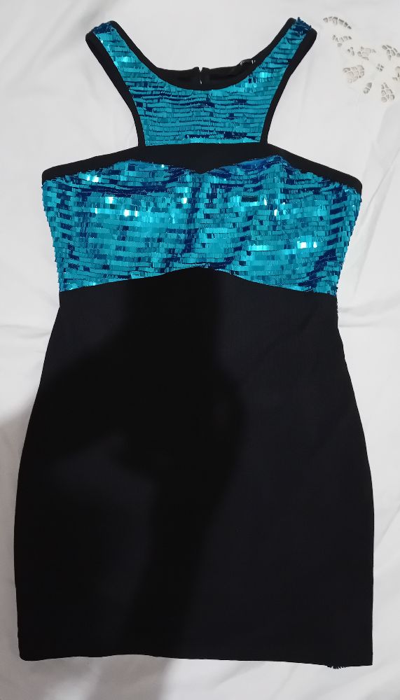 Robe noir