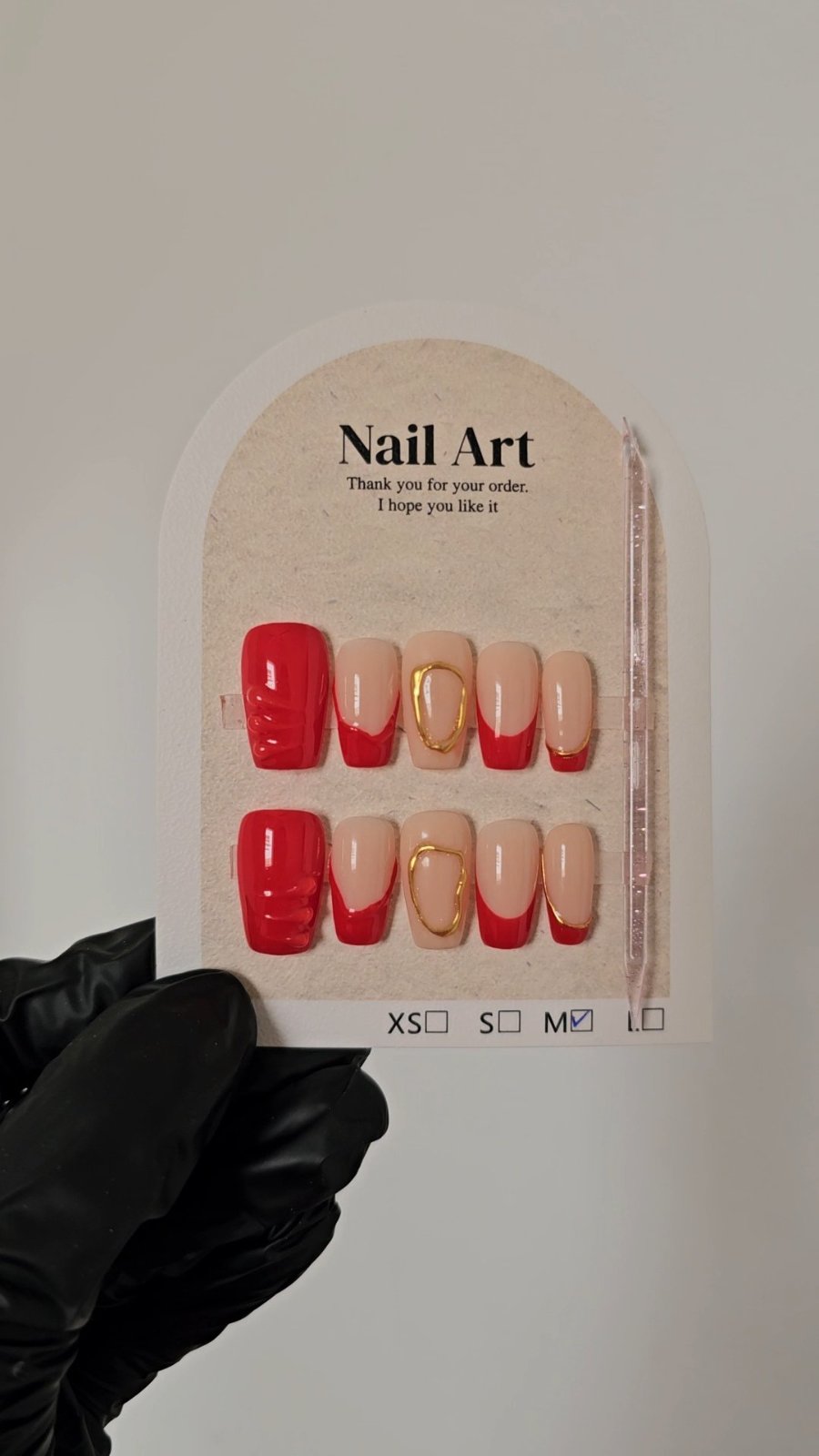 Press-on nails 