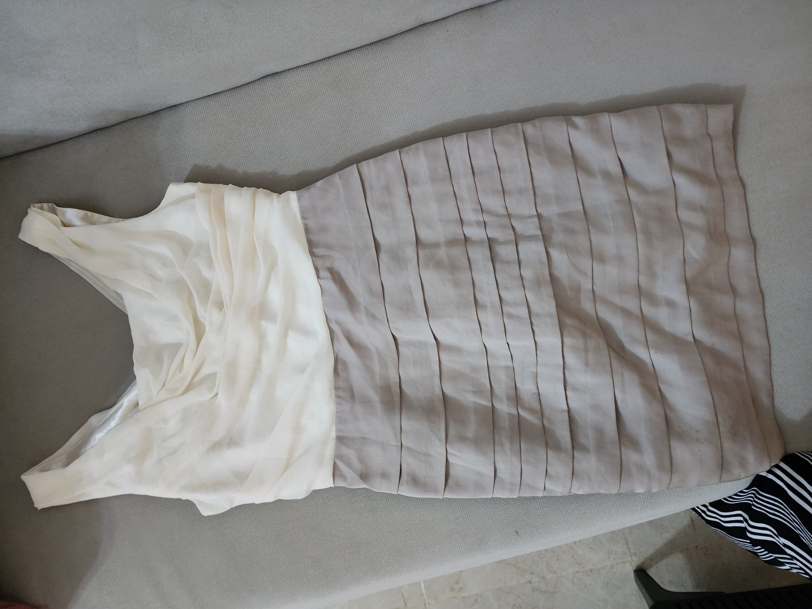 Robe en beige