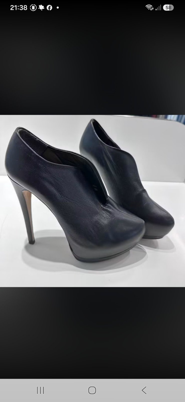 Un joli Low boots à talons Zara  Basic 👠 🖤