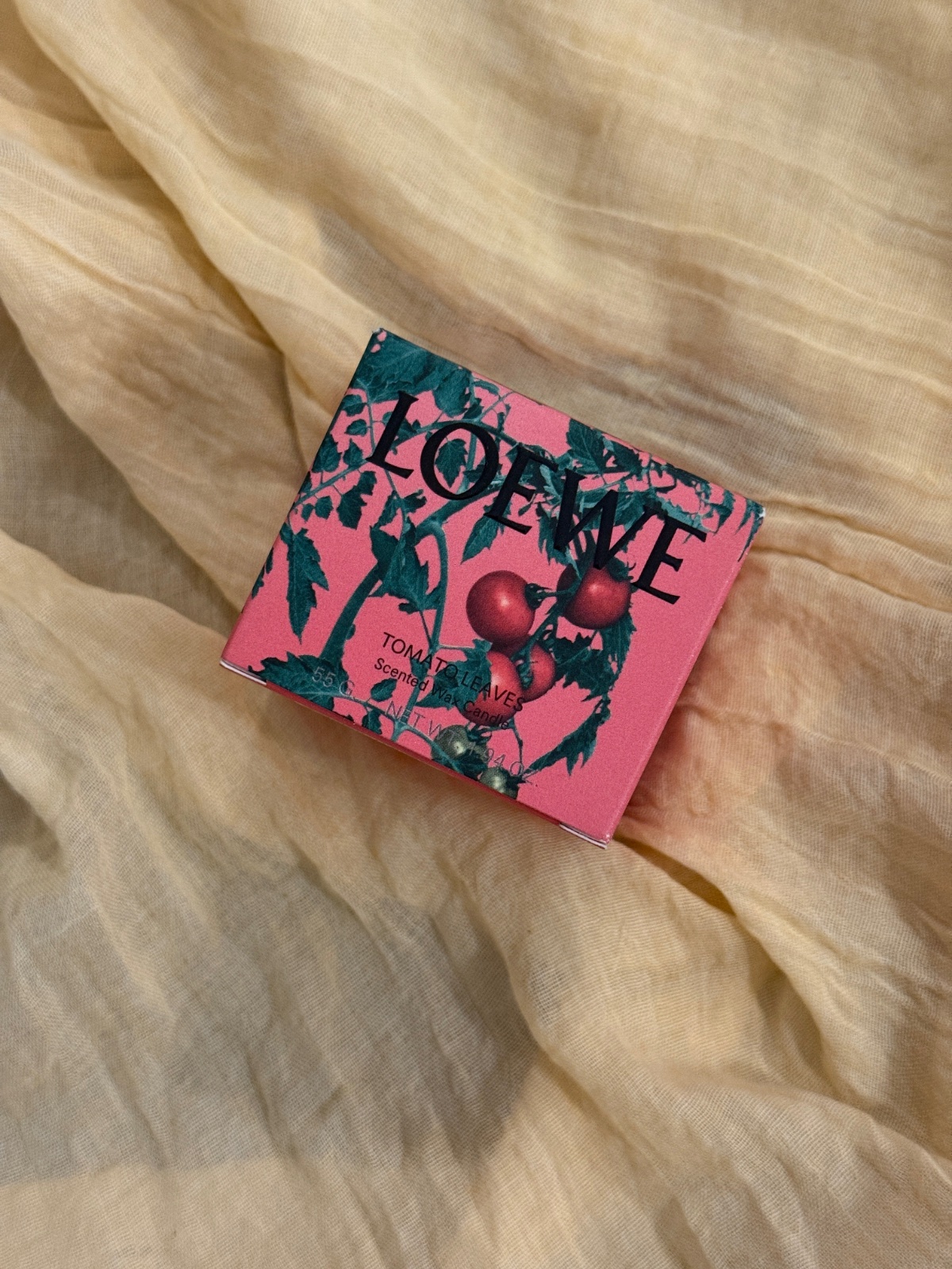 Loewe tomato candle