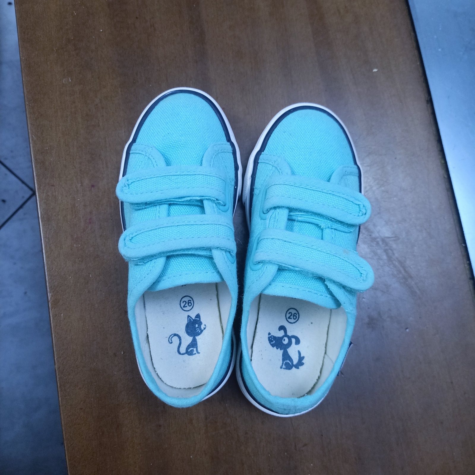 Baskets, pantoufles JAKO-O Taille 26