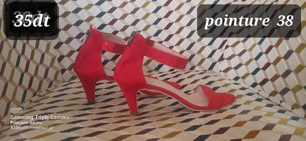 Excellent état petits talons pointure 38