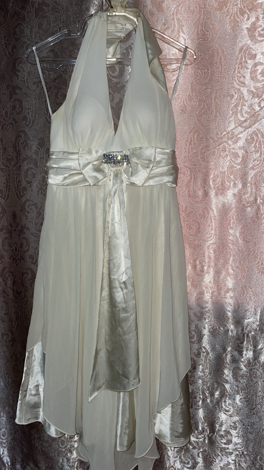 ROBE BLANCHE DE SOIREE
