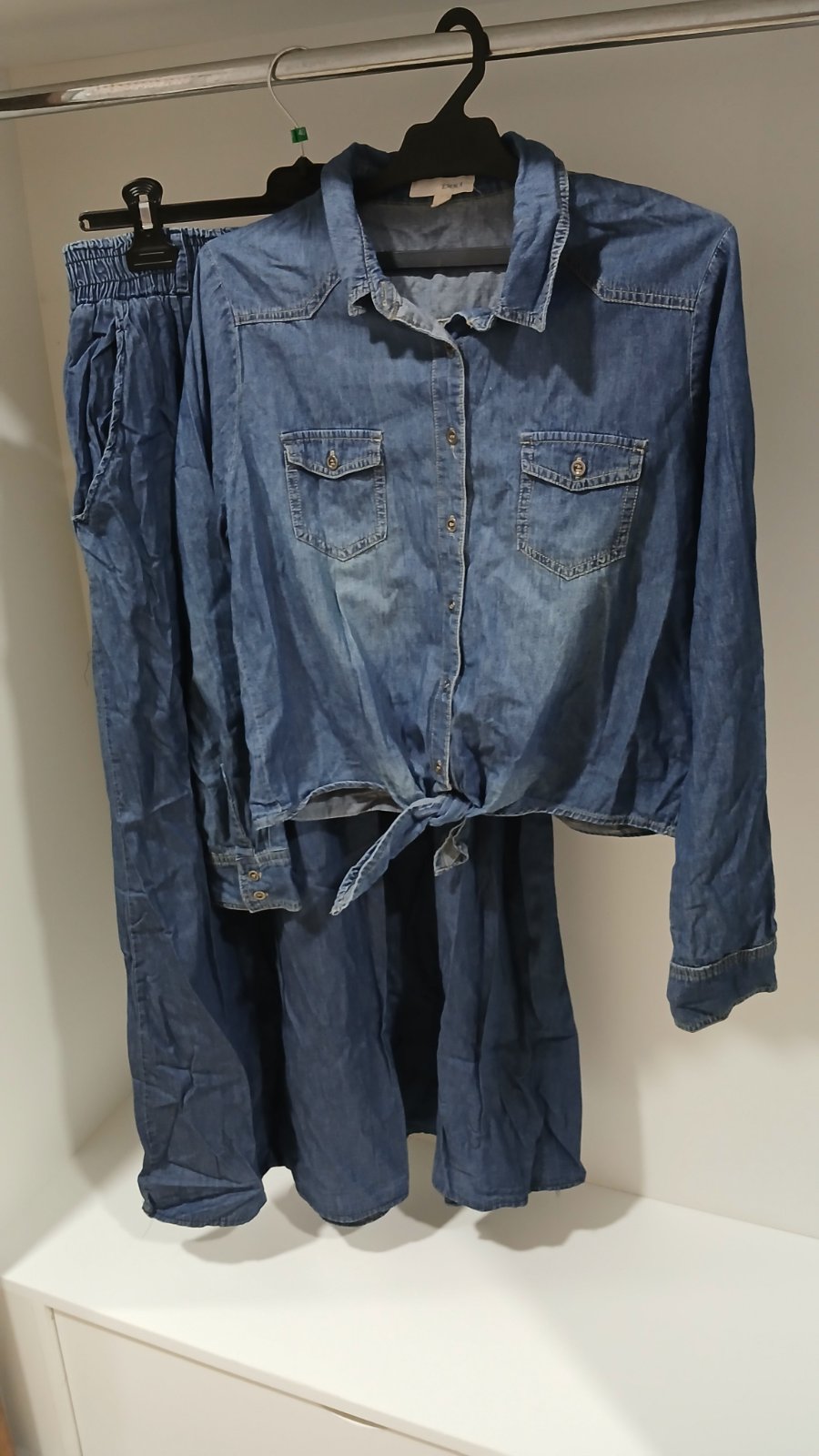 Jupe et chemise djin💙