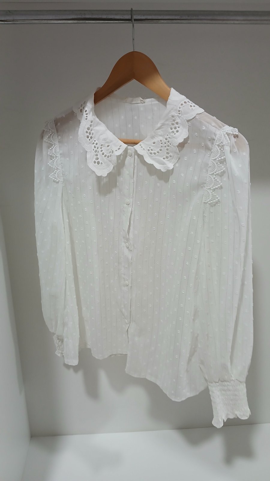 Chemise blanc broderie 🤍