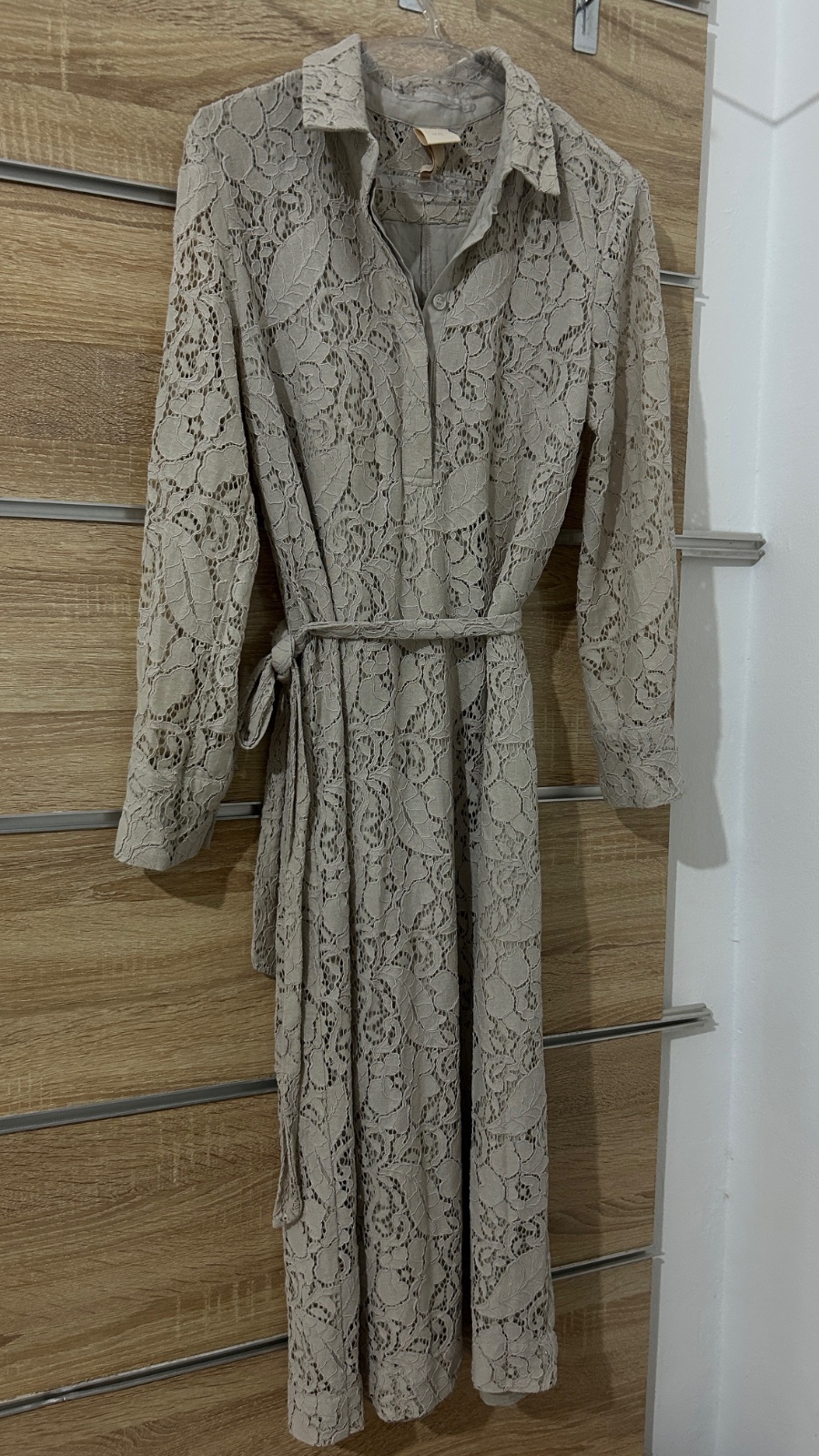 Robe midi couleur taupe