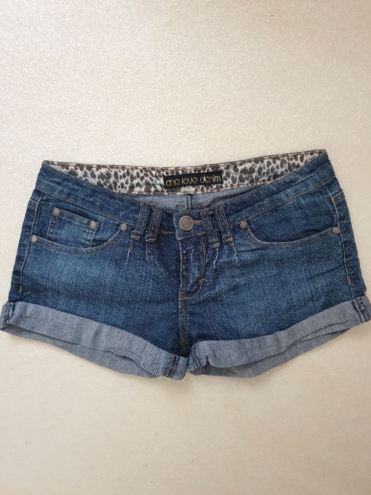 short jean