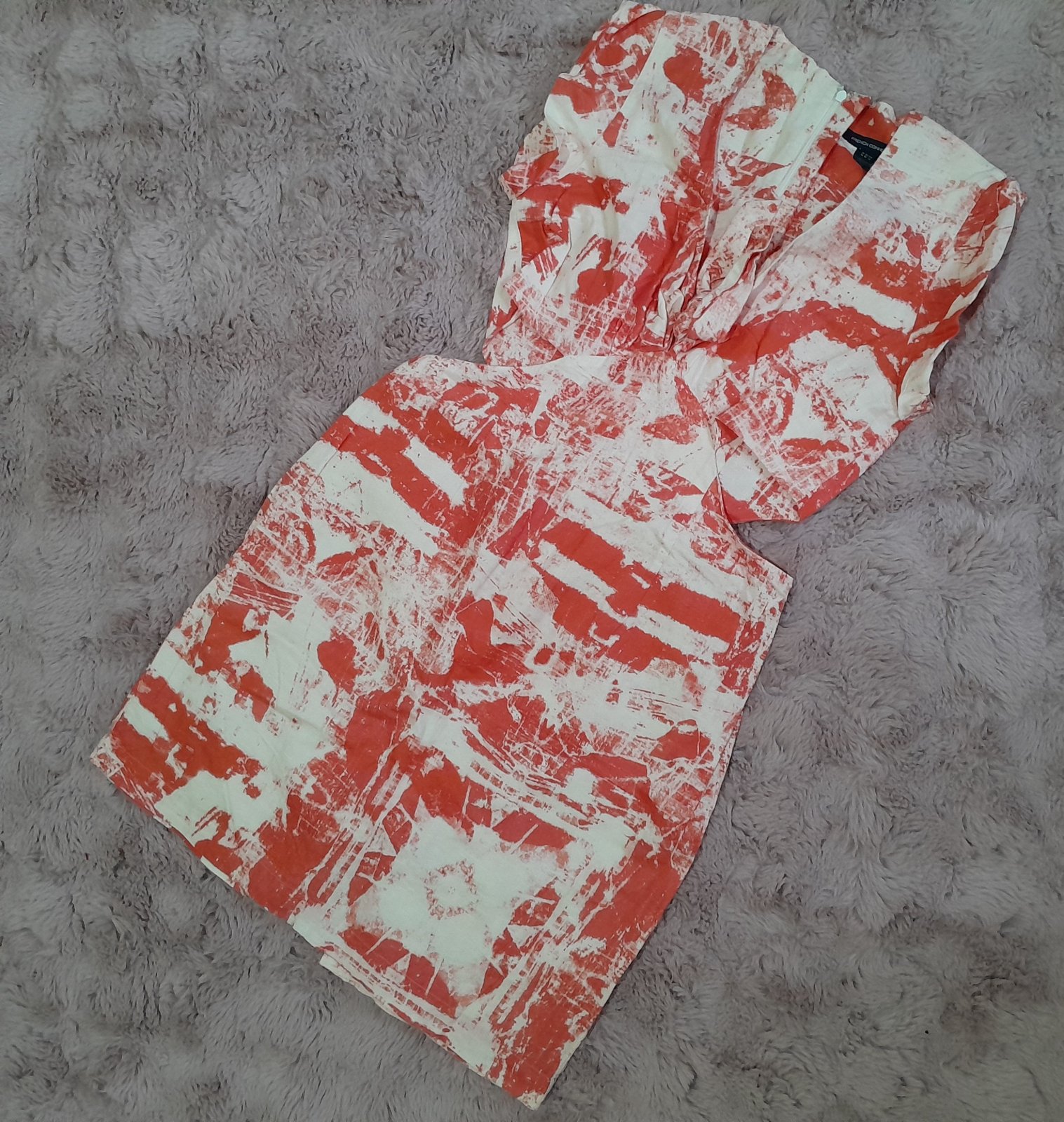 Robe blanche et corail