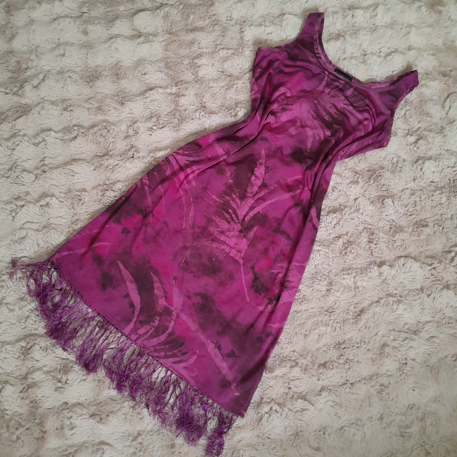 Robe fuchsia et violette à imprimé floral 
