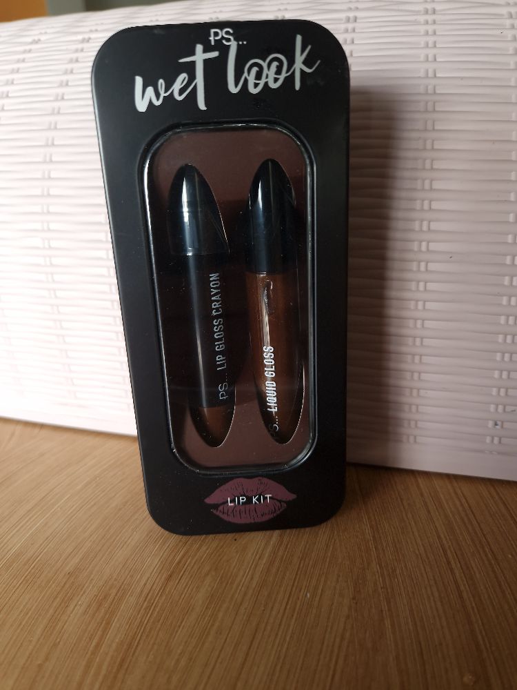 crayon et gloss Primark