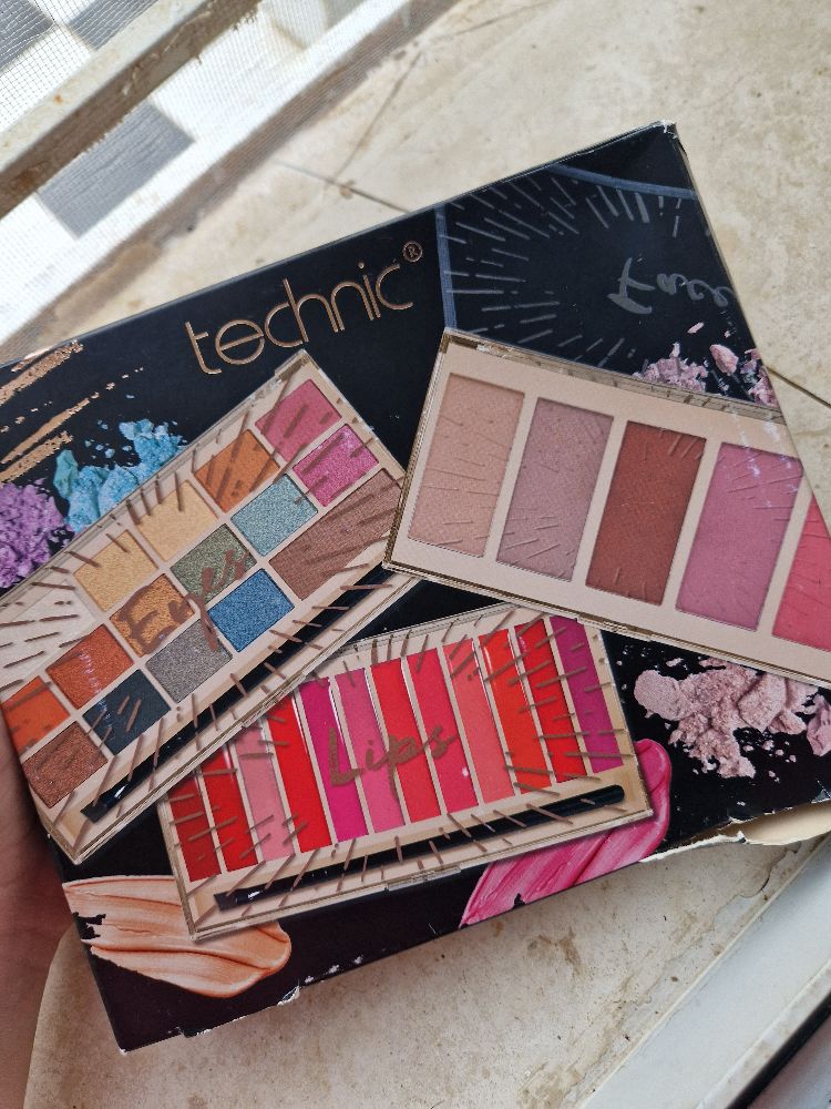 pack maquillage technic