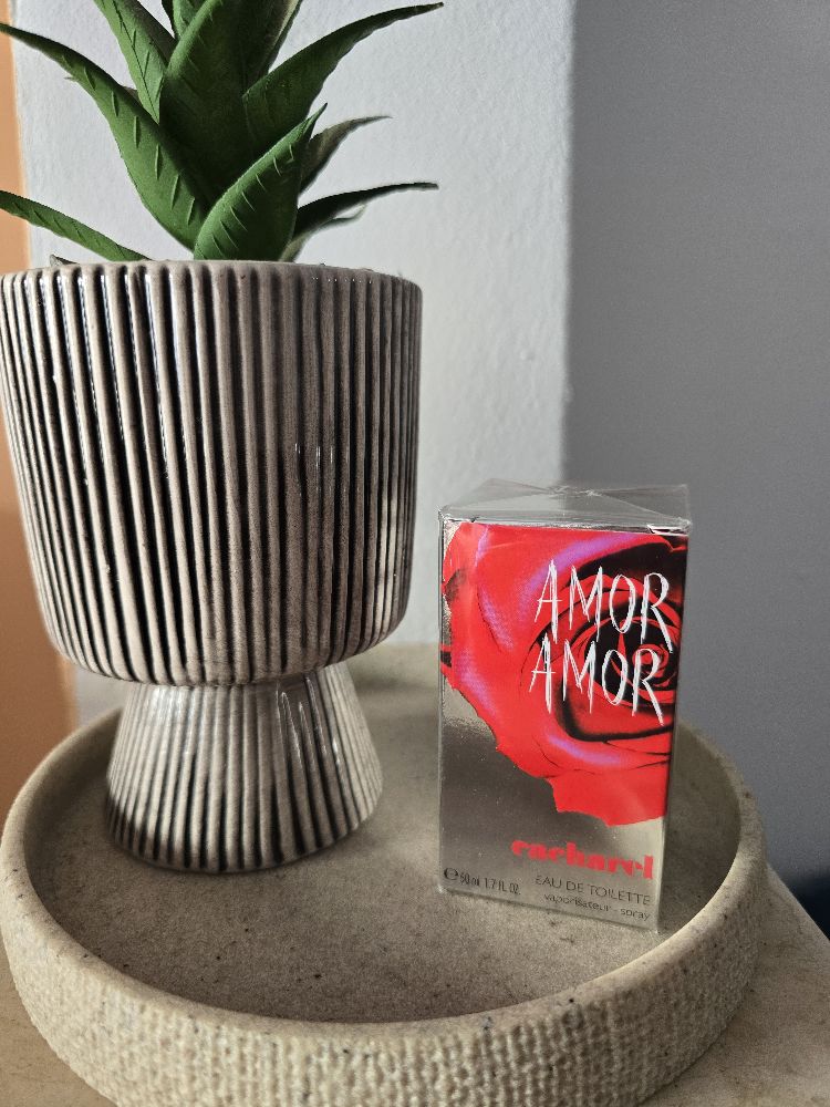 Edt Cacharel amor amor
