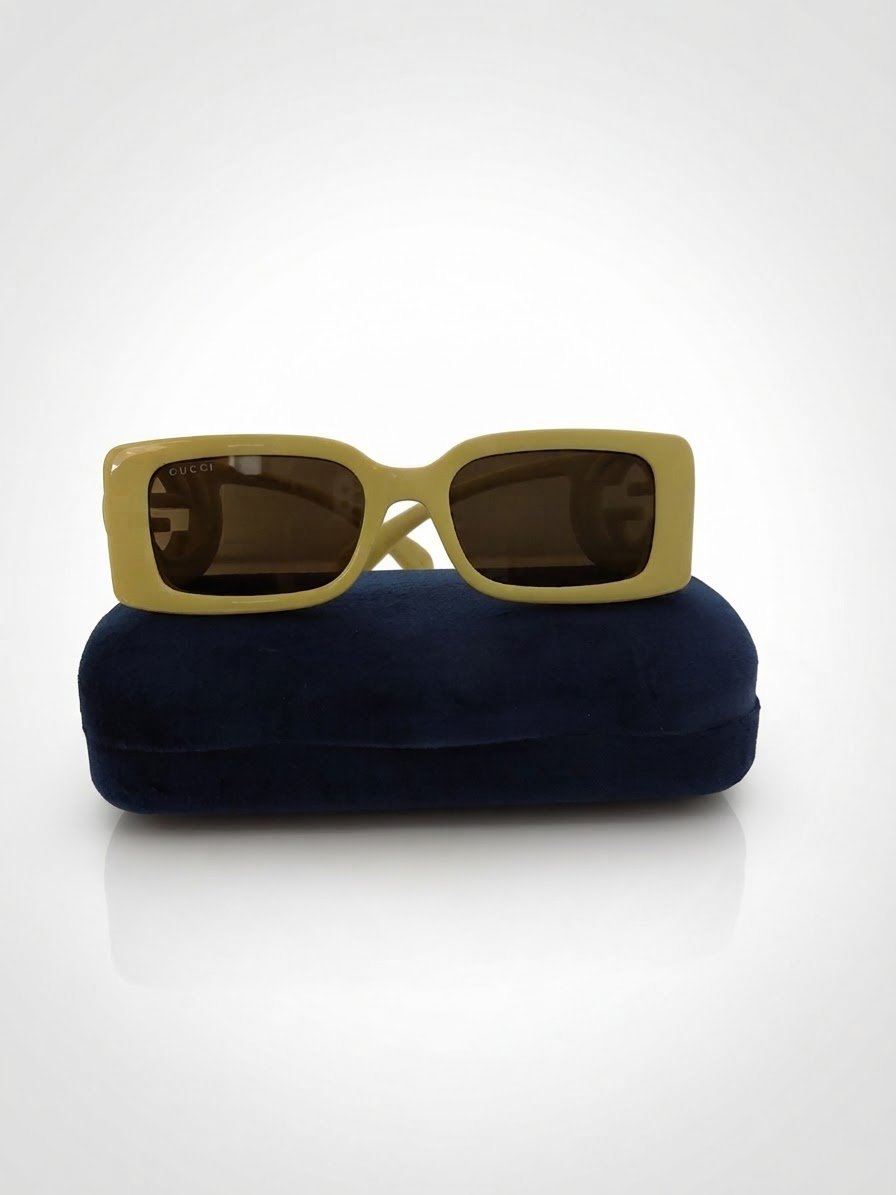 Lunettes solaires neuves Gucci 