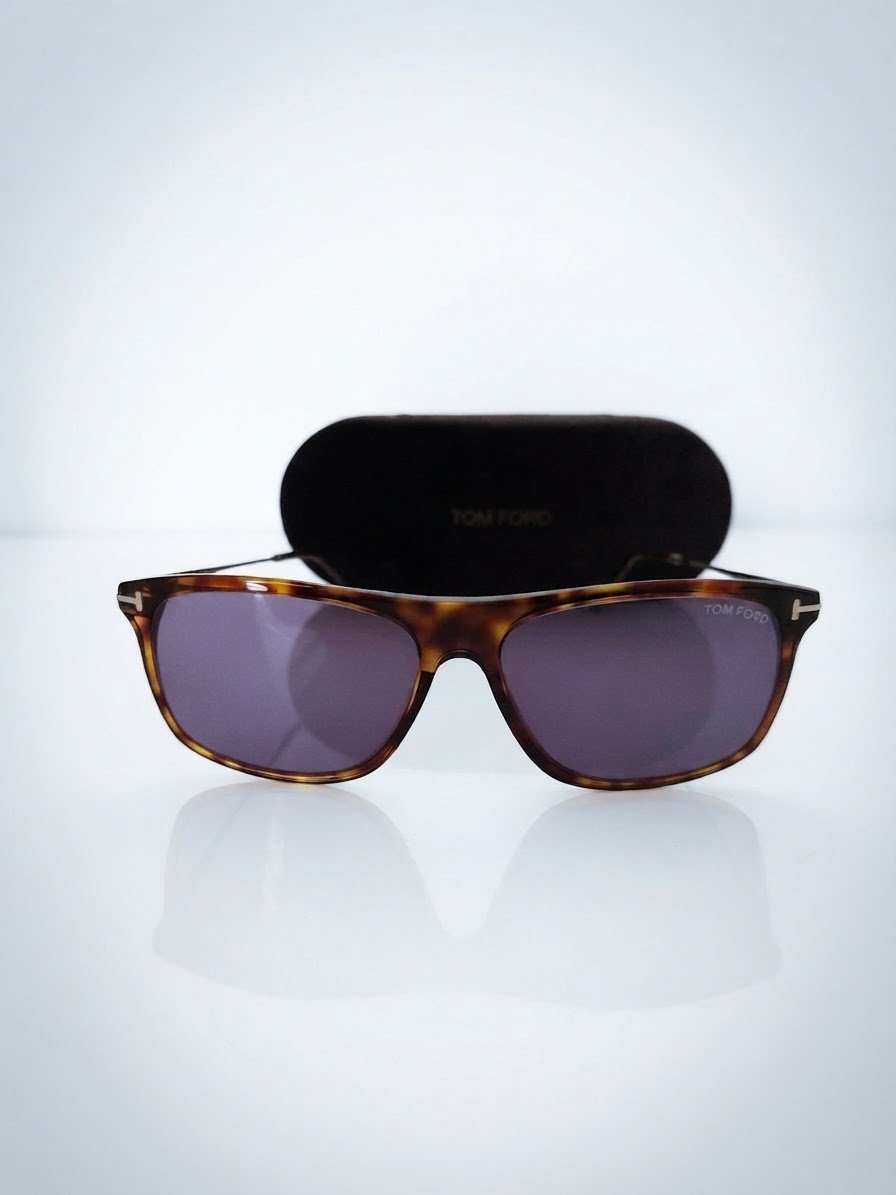 Lunettes solaires neuves originales Tomford 