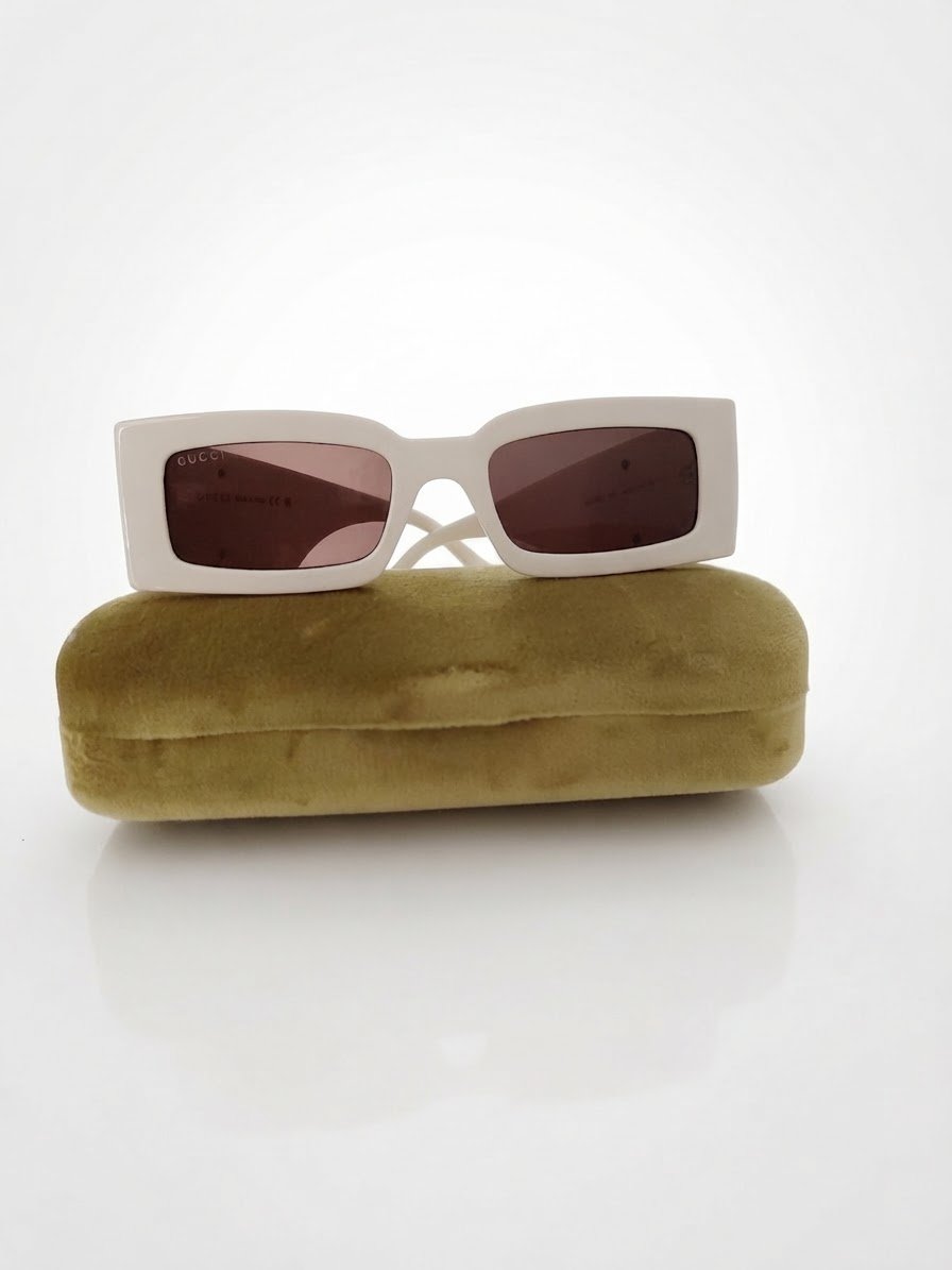 Lunettes solaires neuves Gucci 