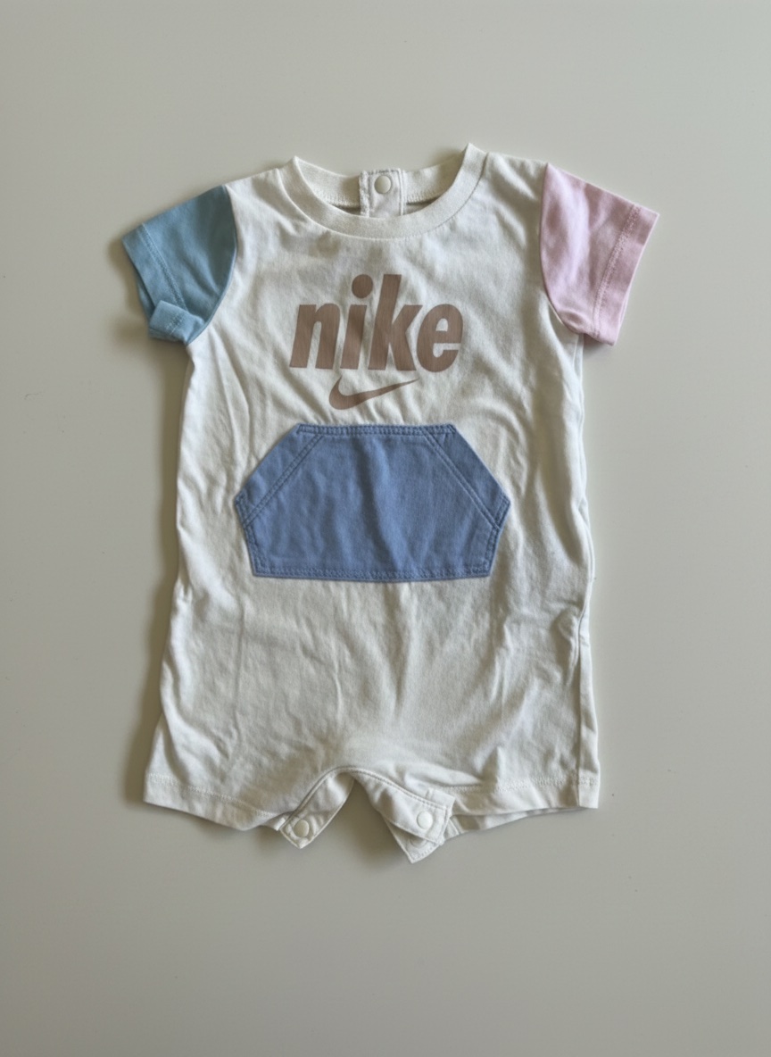 Barboteuse Nike 3 mois fille ou garçon