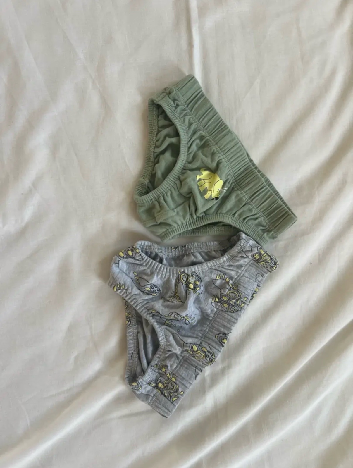 2 Sous-vêtements pour enfants