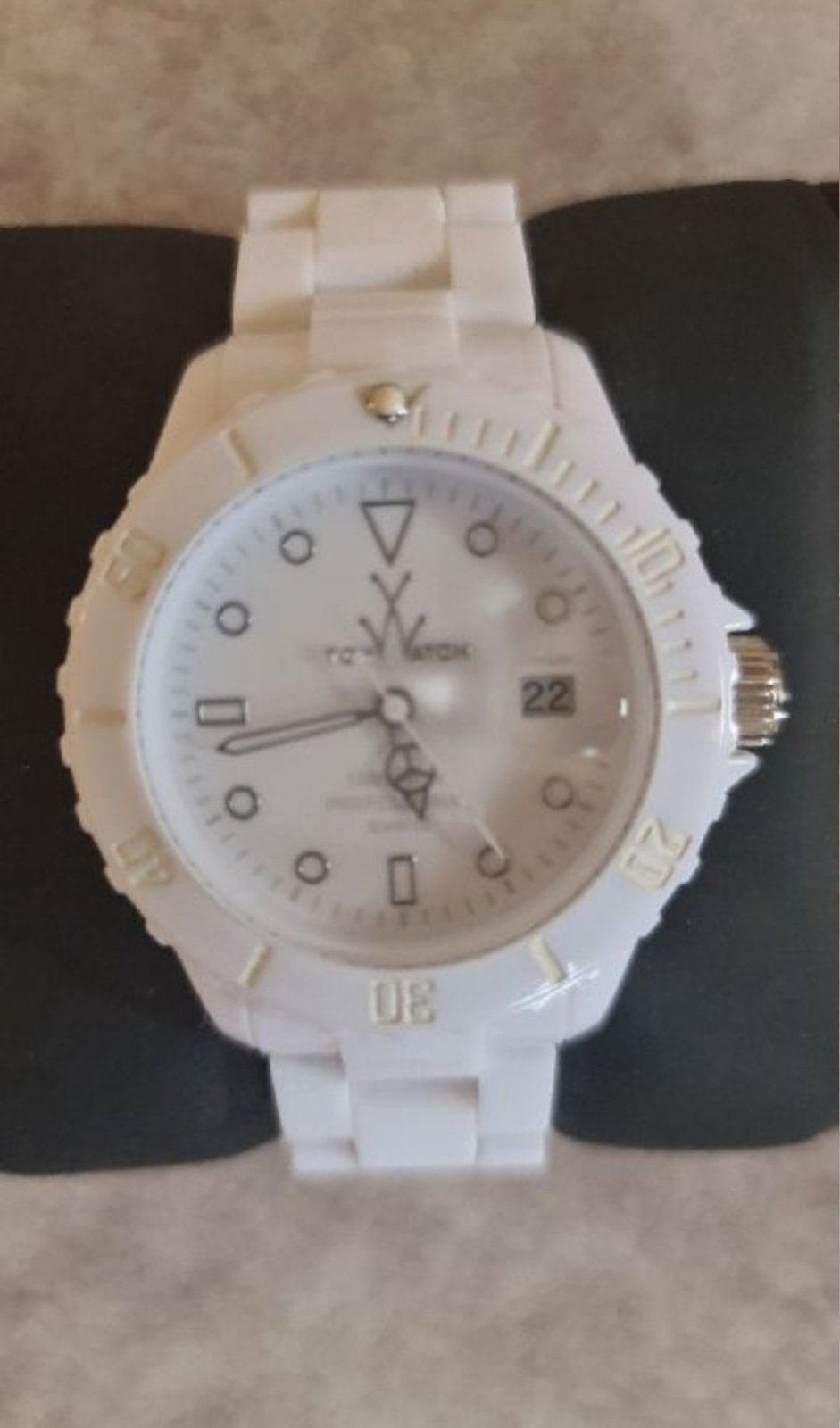 Montre importée de l'Allemagne 