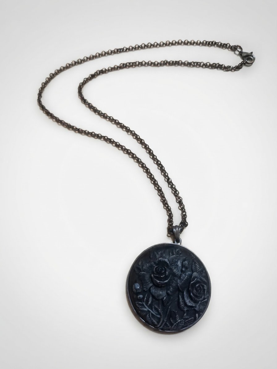 Collier noir