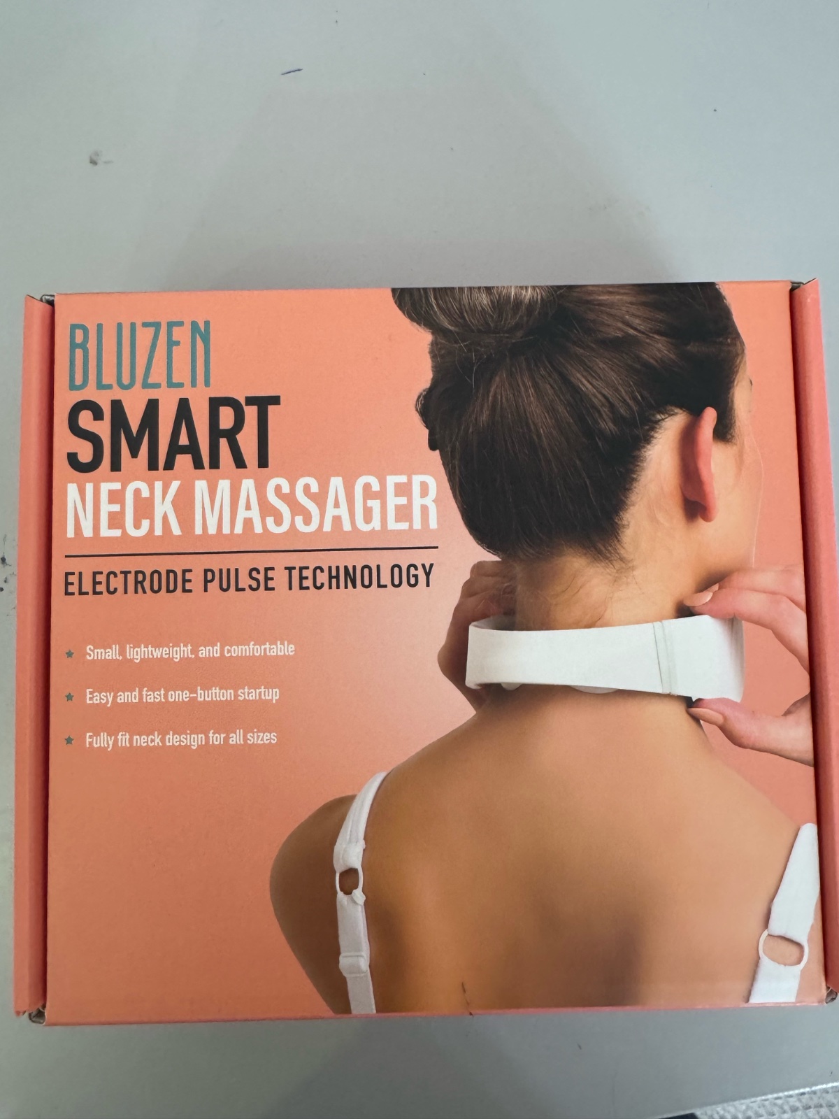 Masseur cervical intelligent Bluzen – Technologie à impulsions électriques