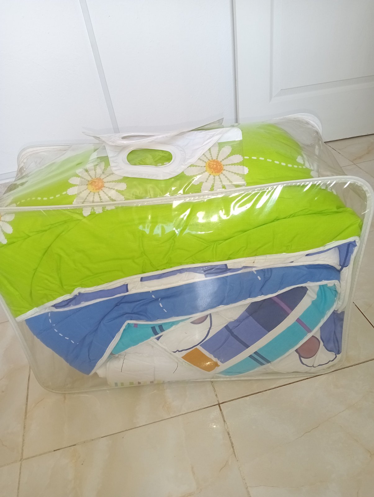 Couette double face+ 2 coussins 2 places 