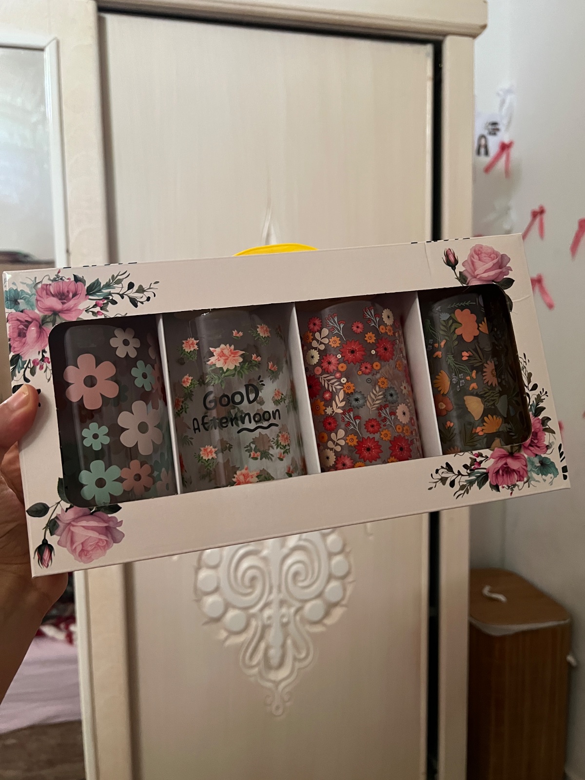 Pack de 4 verres fleuris – Designs assortis