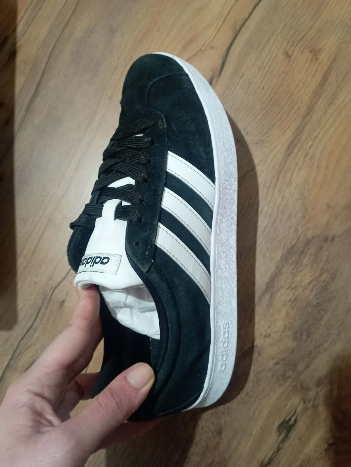 Sneakers adidas original 🖤🤍