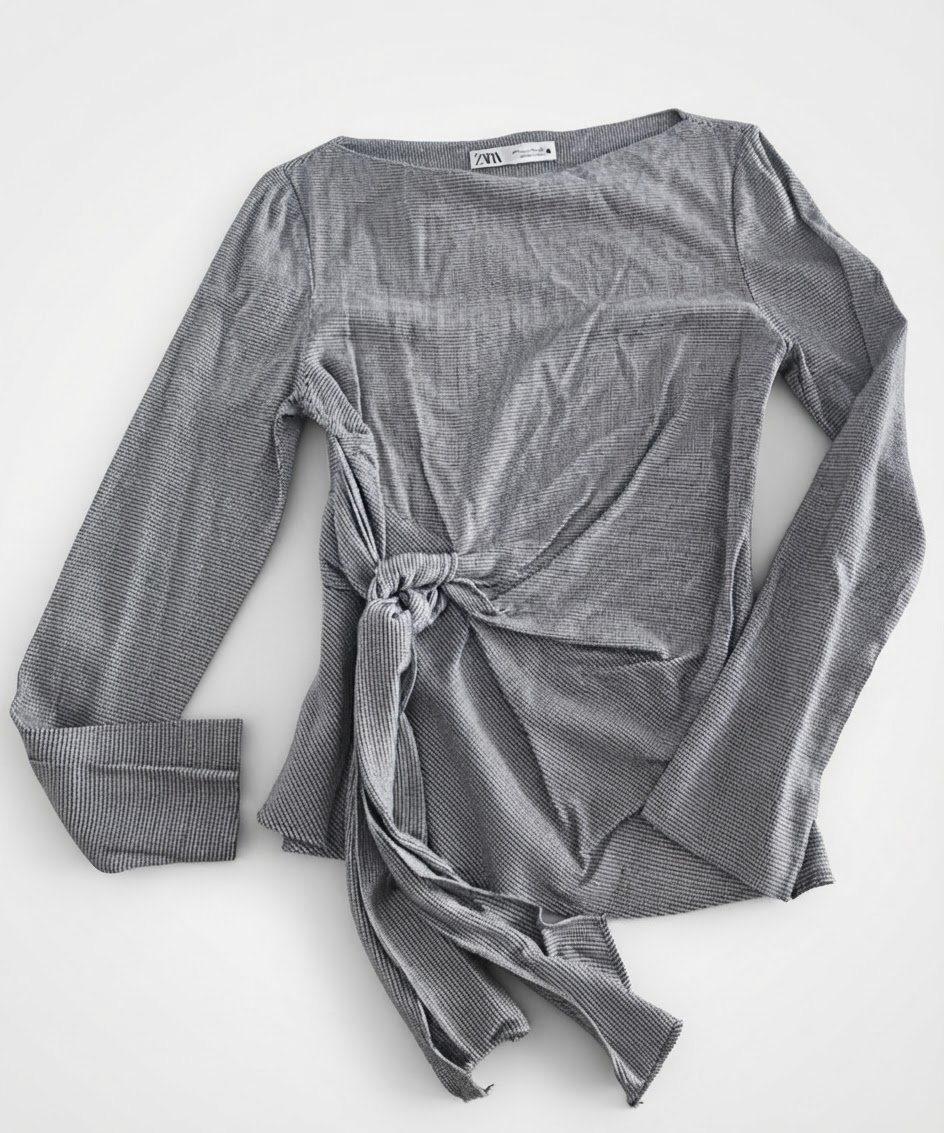 Pull avec ruban ZARA