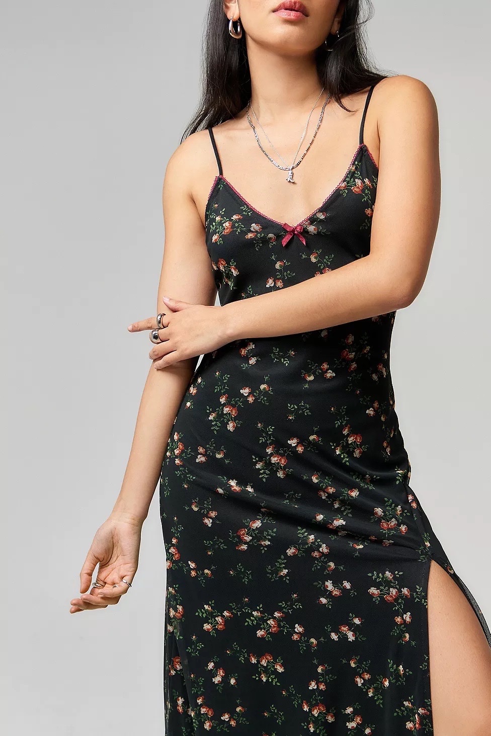 Robe fleurie vert foncé neuve 