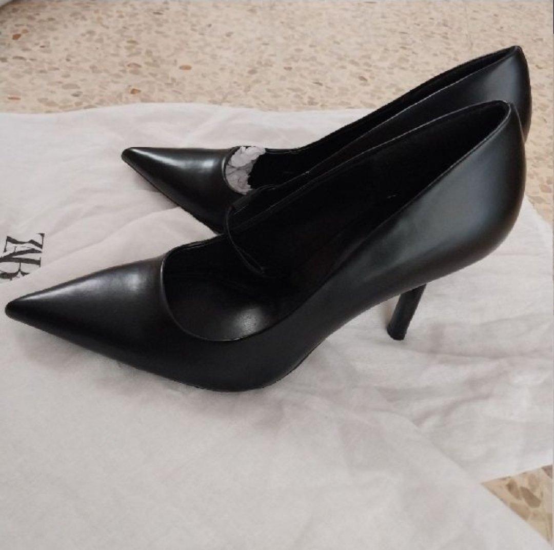Chaussures à talons noirs