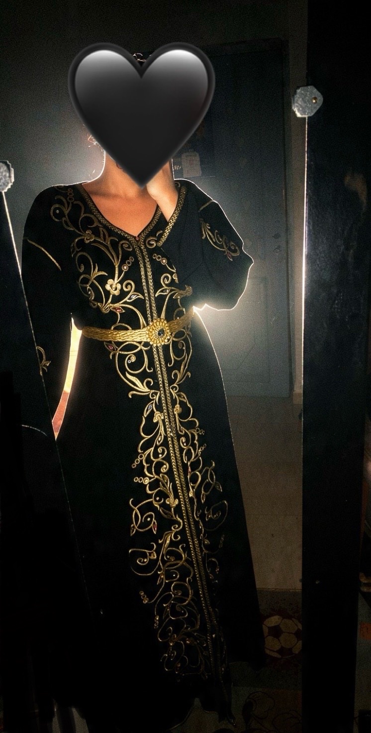 Un caftan porté une seule fois