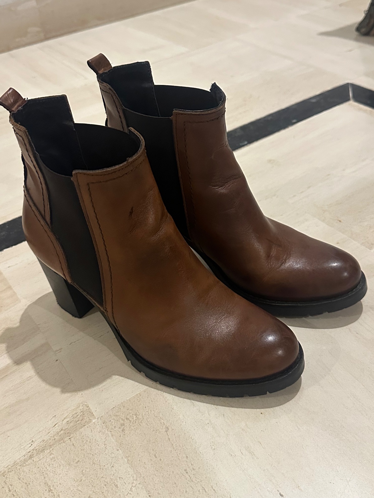 Bottines à talons marron