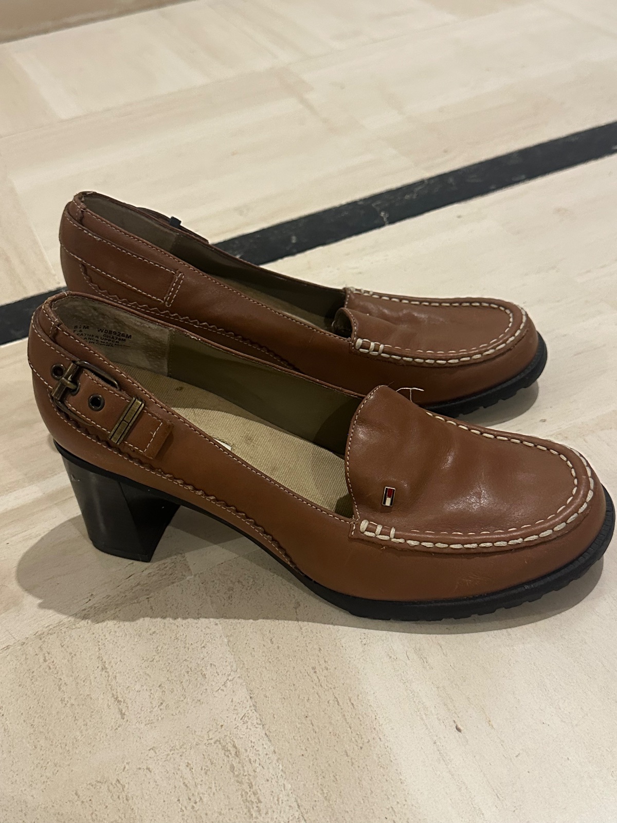 Escarpins / Mocassins à talons marron Tommy Style élégant et rétro